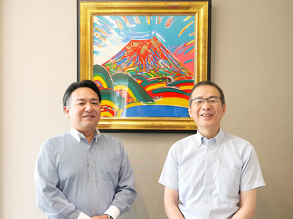 株式会社テレフォーム 代表取締役 桑原 良享氏、株式会社ソフトサービスホールディングス 取締役 太田 洋之氏 