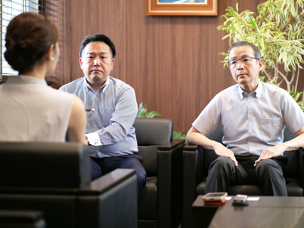 株式会社ソフトサービスホールディングス太田洋之取締役、株式会社テレフォーム桑原良享代表取締役