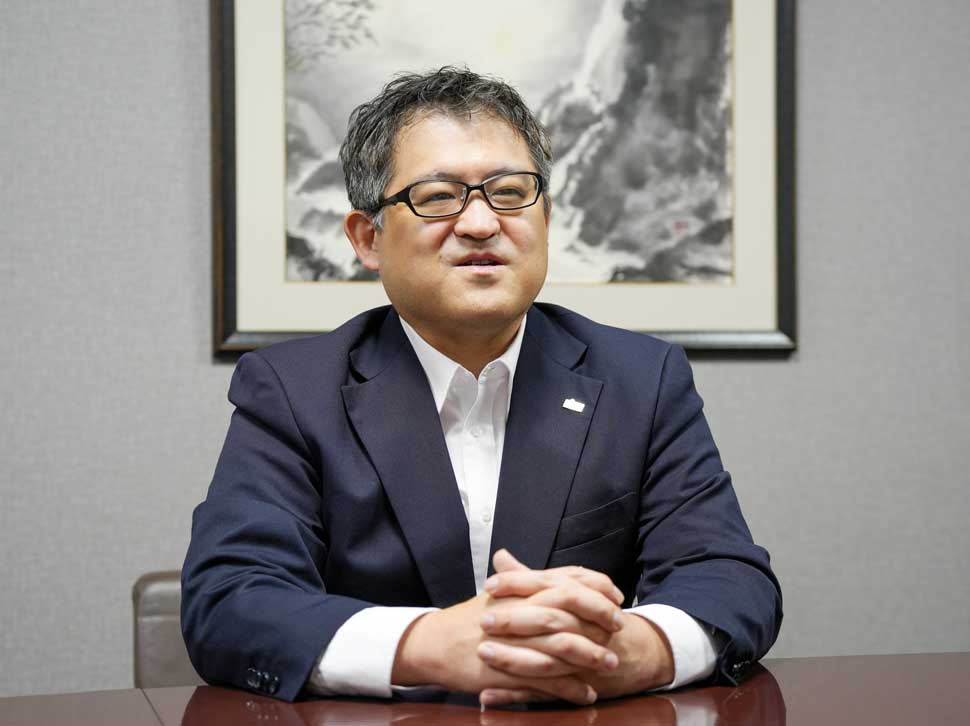 グループとして目指す今後の展望について語る杉川氏