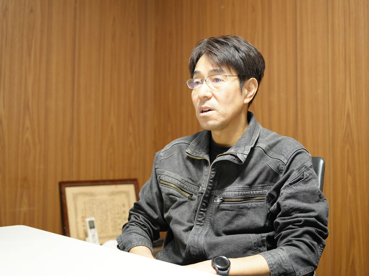 経営を立て直した当時の想いを語る石岡氏