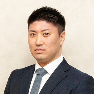 ストライク松岡 祐介