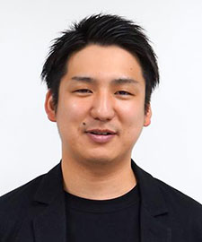 中 陽平 氏