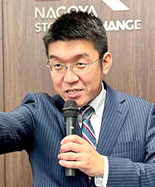 山田 純史 氏