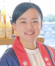 吉田 佳代 氏