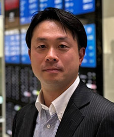 吉田 明広 氏